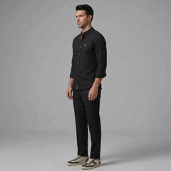 MannerCo black linen stand collar shirt and slim tapered trousers 2-piece set side view