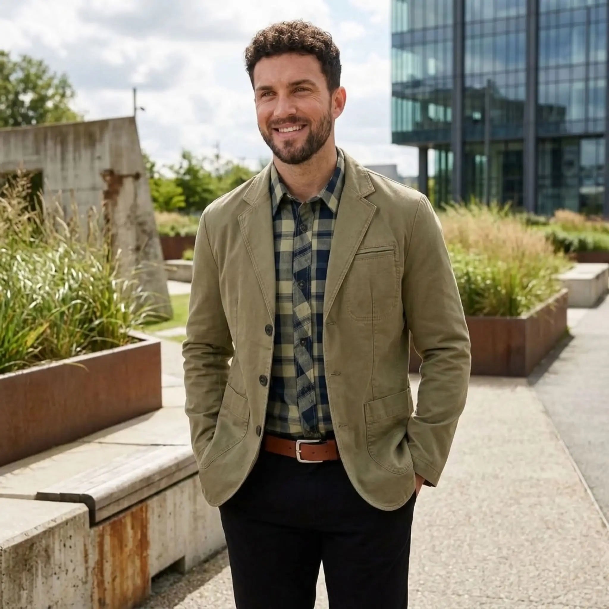 MannerCo khaki washed cotton casual blazer jacket worn outdoors single-breasted long sleeve coat